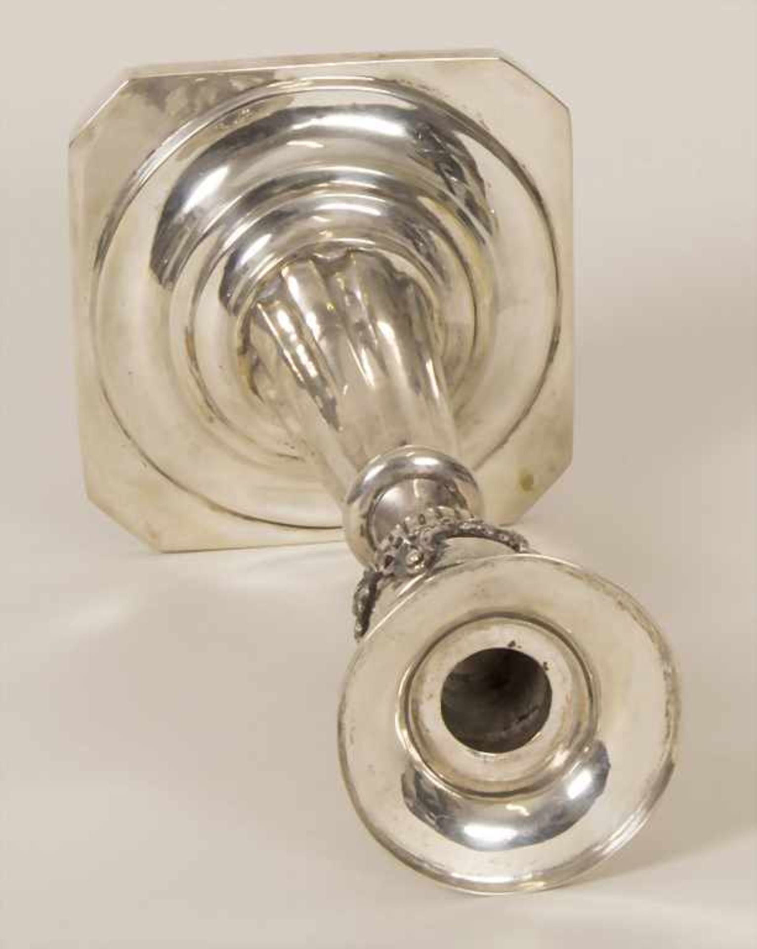 Louis-Seize Leuchter / A Louis-Seize silver candlestick, Franz Anton Osthues, Münster, 1795Material: - Bild 2 aus 11