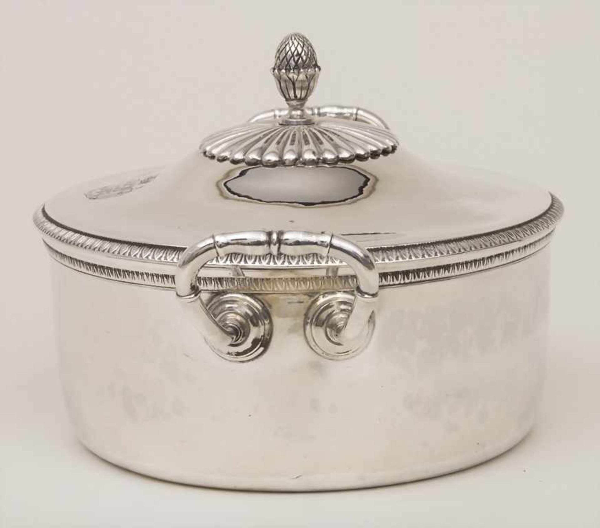 Empire Deckelterrine / A covered silver tureen / Légumier en argent, Turin/Torino, um - Bild 7 aus 15