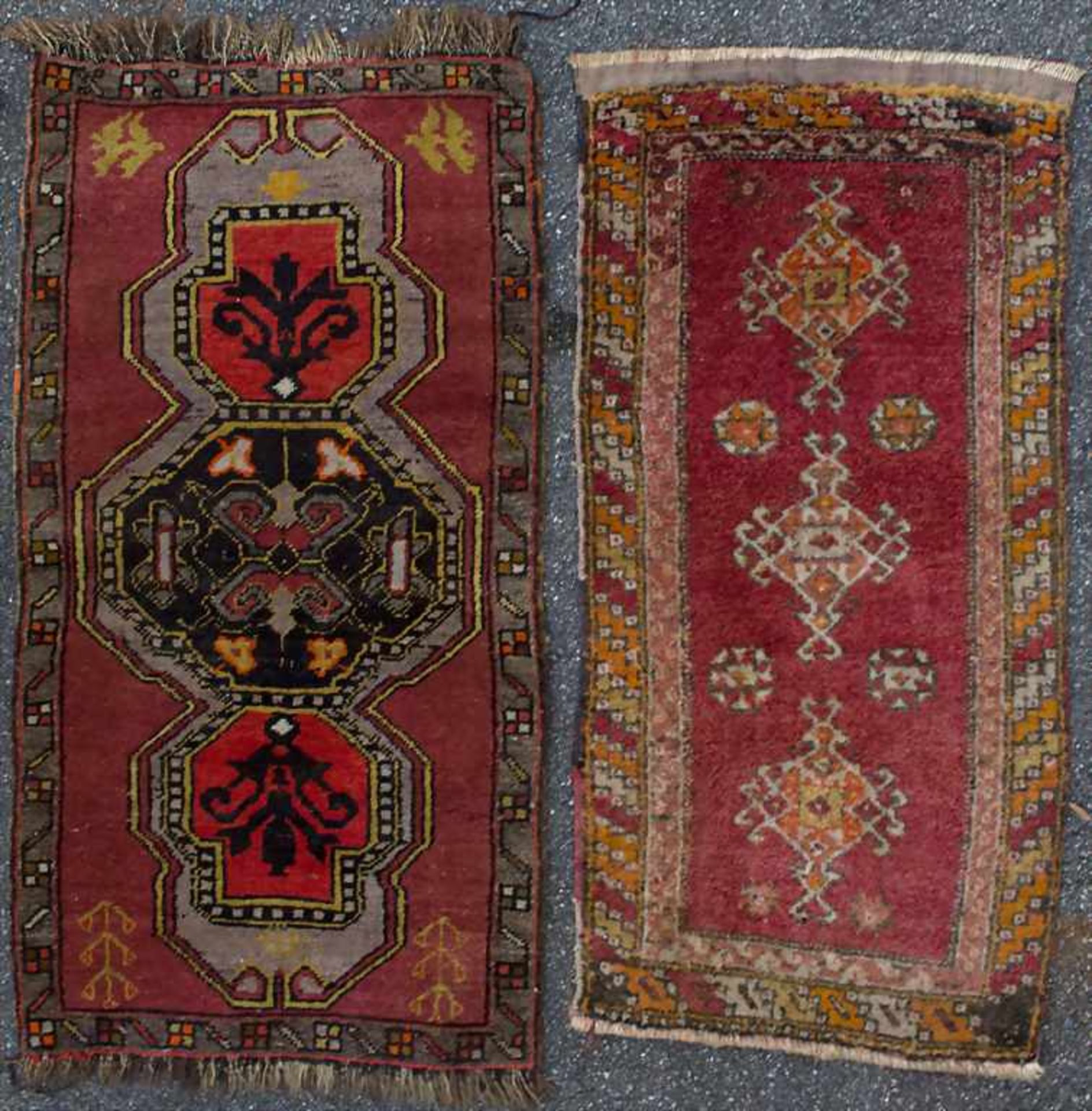 Konvolut 2 kaukasische Teppiche / A set of 2 caucasian carpetsMaterial: Wolle auf Wolle, Maße: 107 x