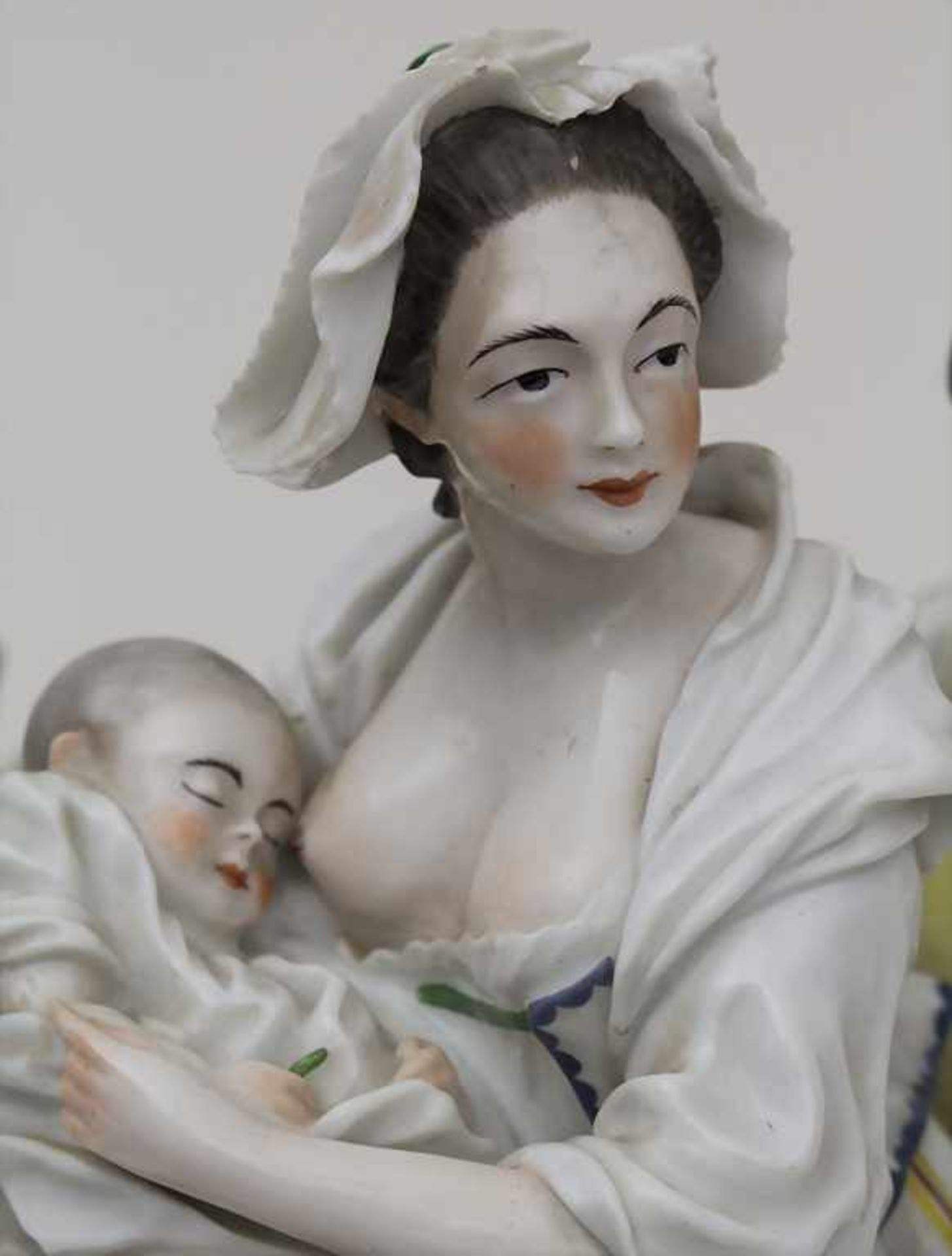 Figurengruppe 'Die gute Mutter' / A figural group 'La bonne mère', Carl Gottlieb Lück, - Bild 9 aus 11