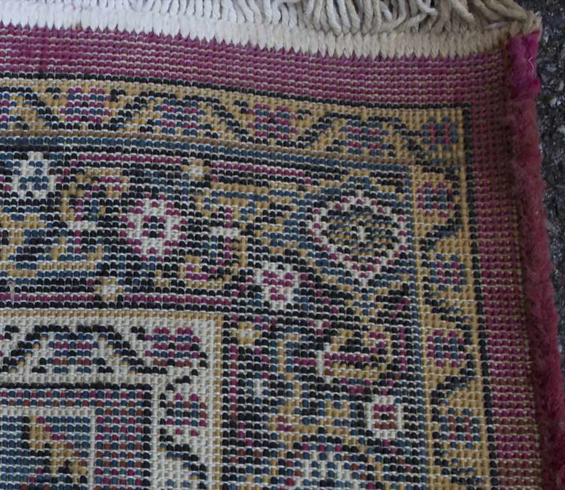 Orientteppich / An oriental carpetMaterial: Wolle auf Wolle, Maße: 248 x 155 cm, Zustand: gut , - Image 3 of 7
