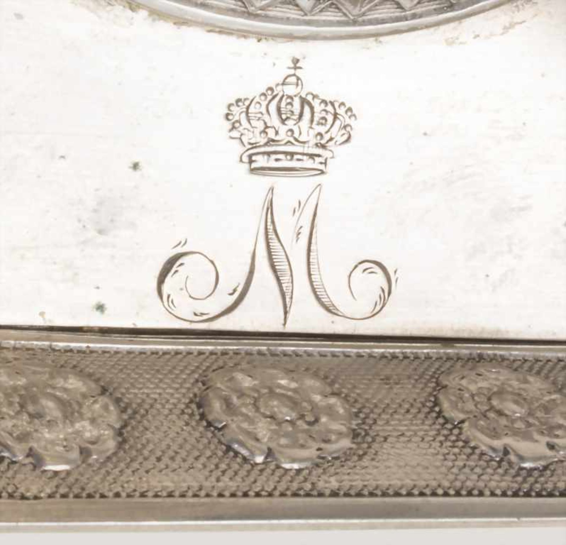 Schreibset aus dem Besitz von Marie Königin von Hannover (1818-1907) / A silver writing set owned by - Bild 15 aus 19