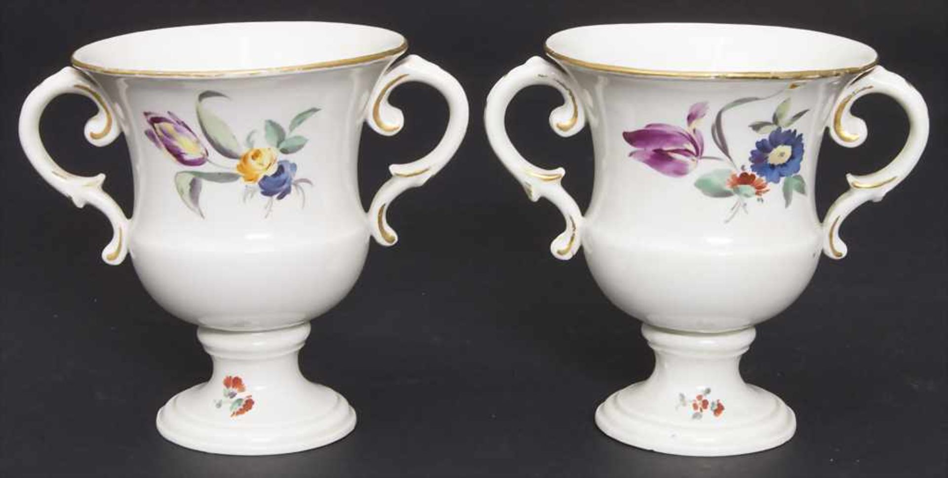 Paar Vasen mit Henkeln / 2 vases with handles, Frankenthal, um 1740Material: Porzellan, farbig - Bild 3 aus 10