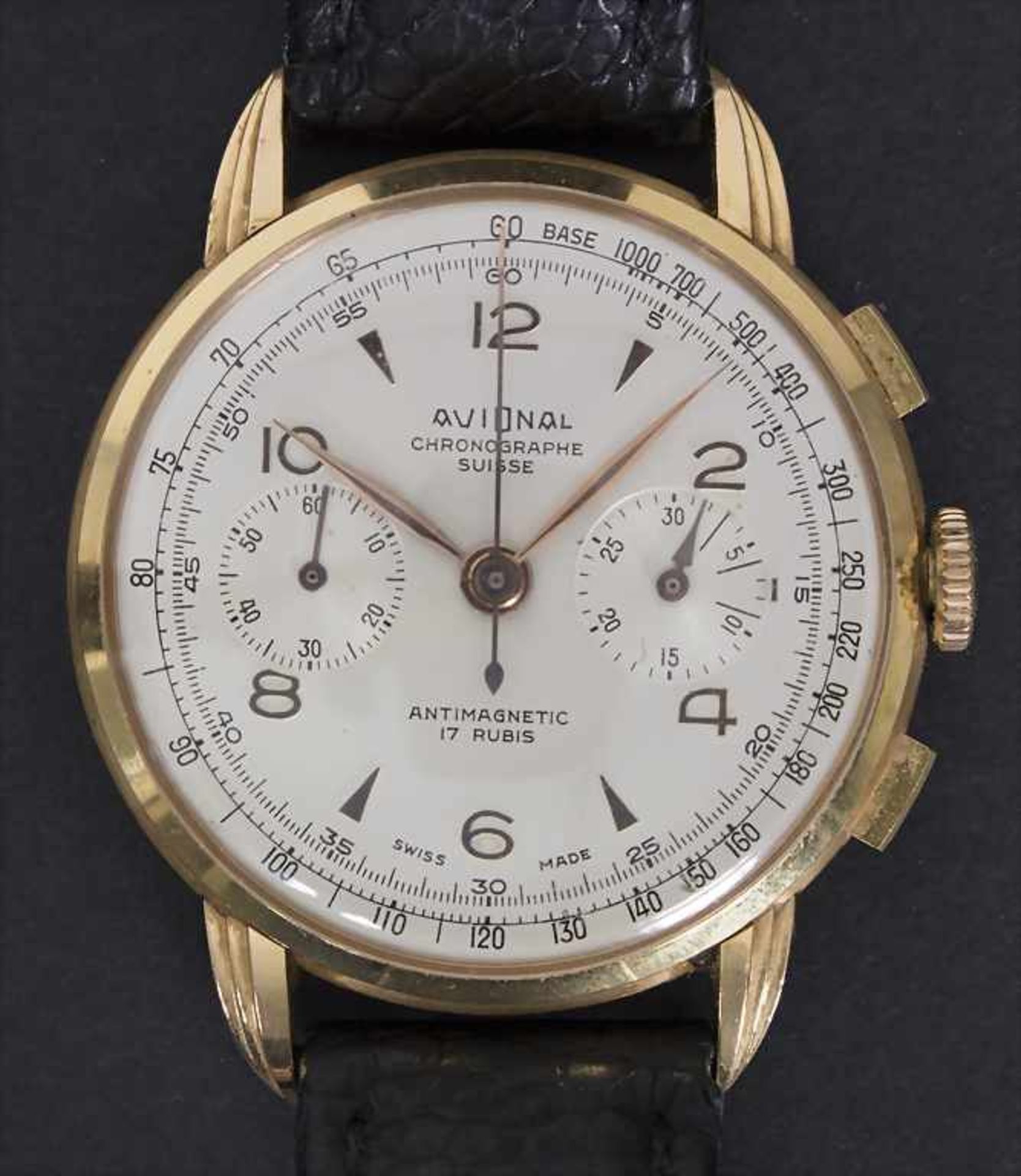 HAU / A men's watch, Avional, Chronograph, Schweiz/Swiss, um 1960Gehäuse: Gold 18 Kt 750/000