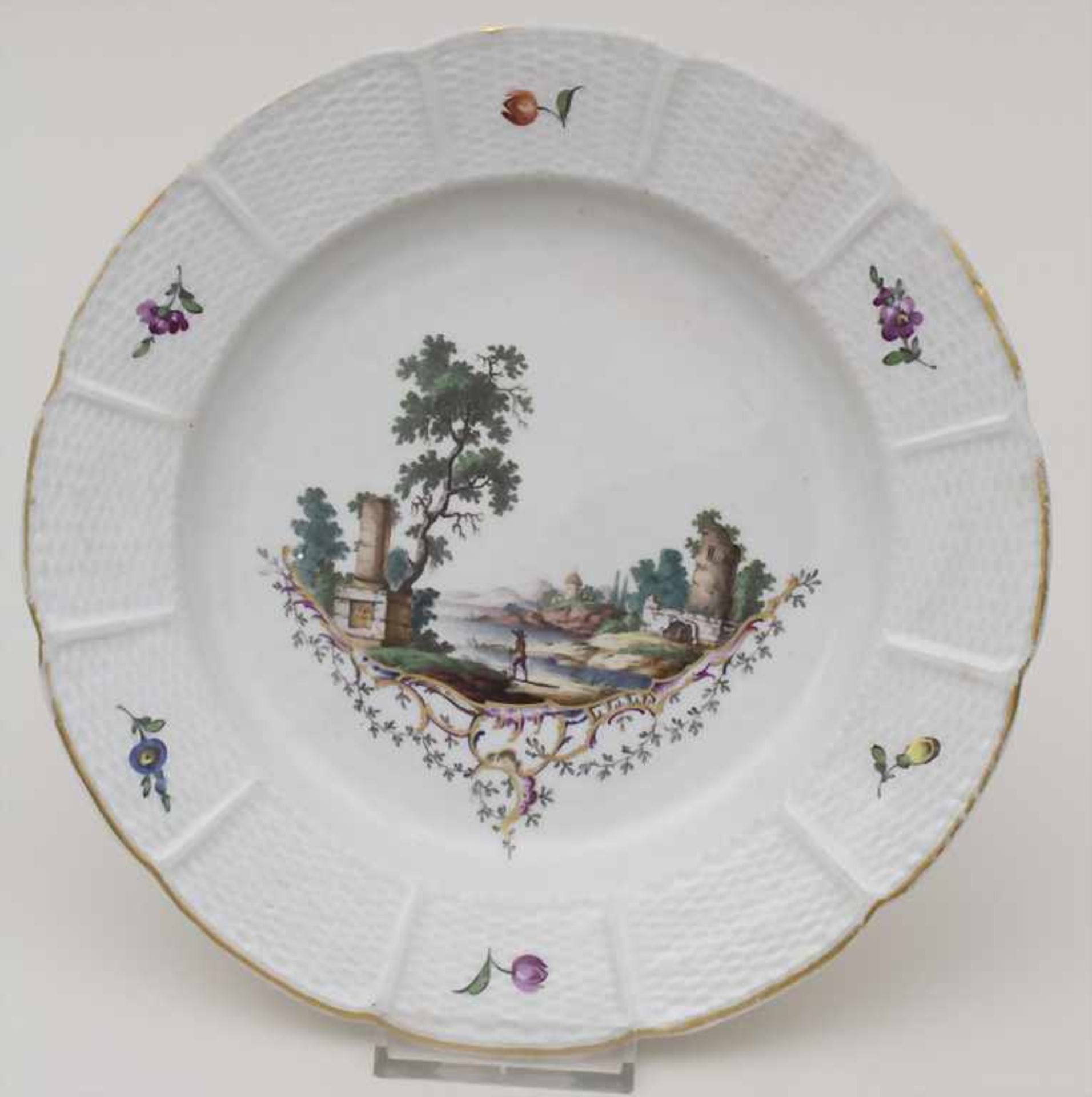 Rokoko Teller / A Rococo plate, Ludwigsburg, 1784Material: flacher Porzellan Teller mit