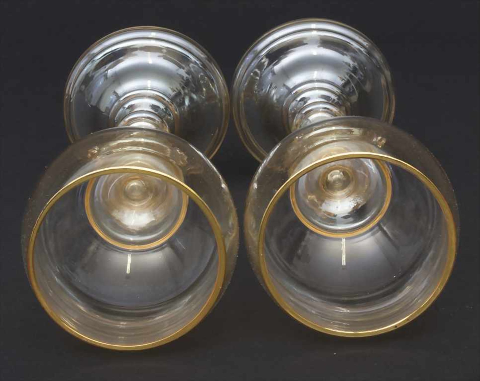 2 Weingläser / 2 wine glasses, Theresienthal, um 1920Material: Kristallglas bernsteinfarben, - Bild 4 aus 5