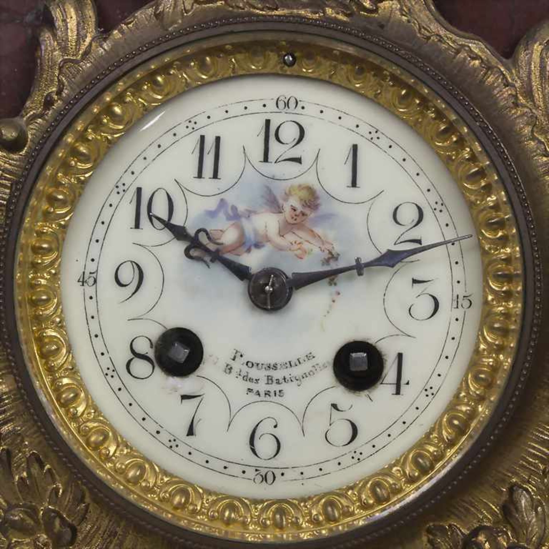Pendule Siegesgöttin, Napoleon III, Paris, um 1900Gehäuse: Metall polychrom gefaßt,Uhrwerk: - Image 5 of 10