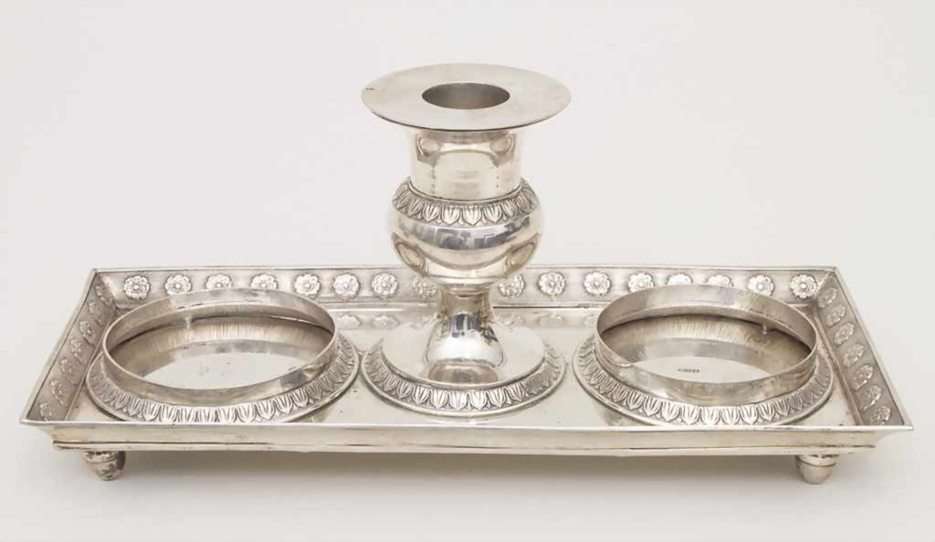 Schreibset aus dem Besitz von Marie Königin von Hannover (1818-1907) / A silver writing set owned by - Bild 9 aus 19