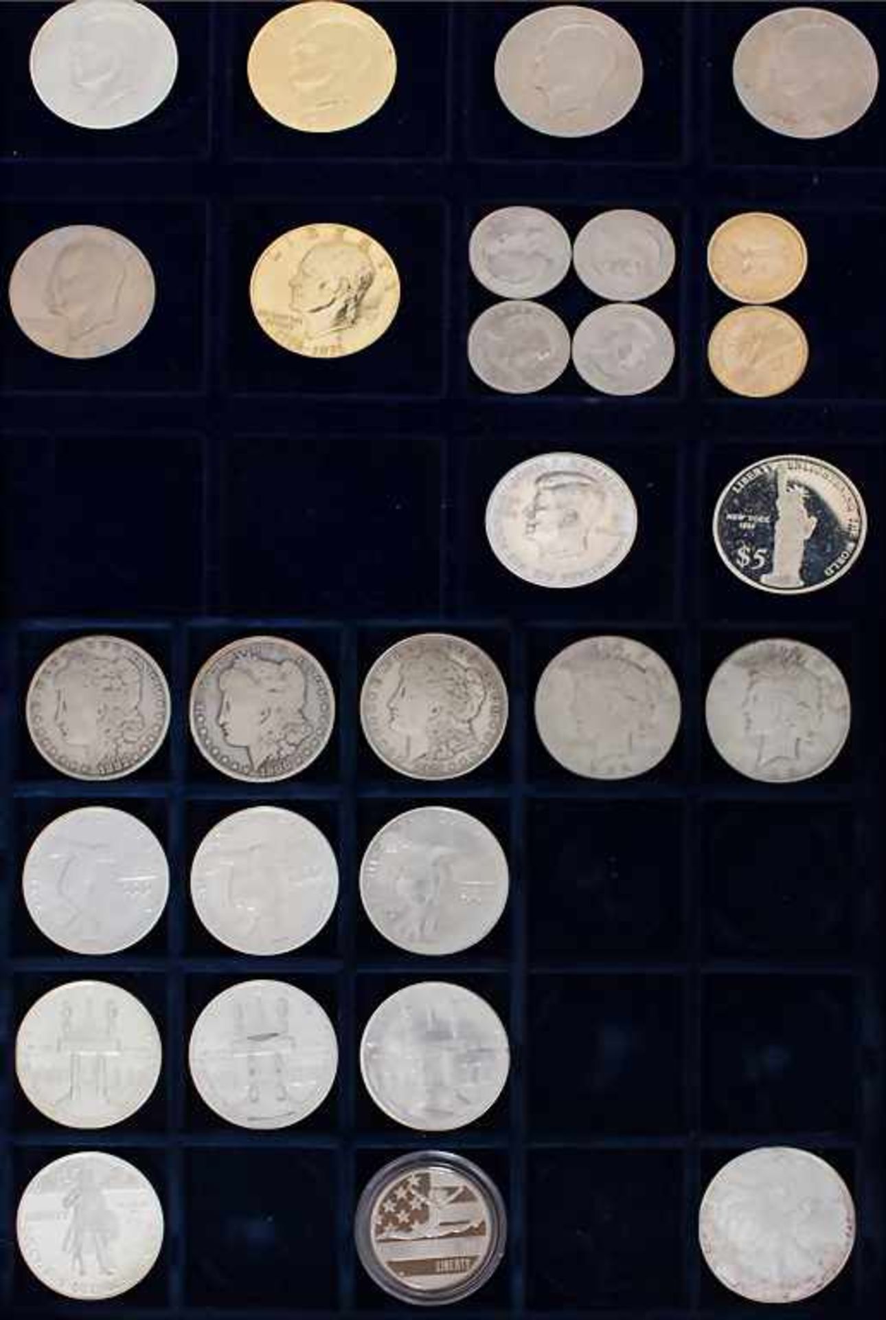 Sammlung Silbermünzen USA / A collection of silver coins USABestehend aus: * Morgan-Dollar,
