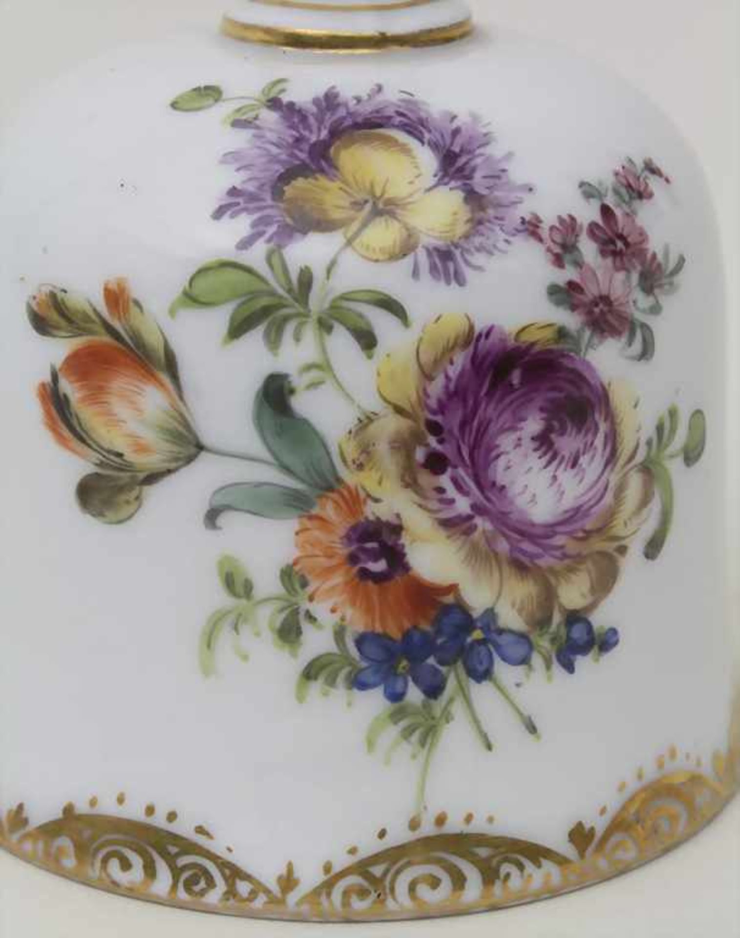 Tischglocke mit Blumenmalerei / A table bell with flowers, wohl Dresden, Ende 19. Jh.Material: - Image 2 of 6