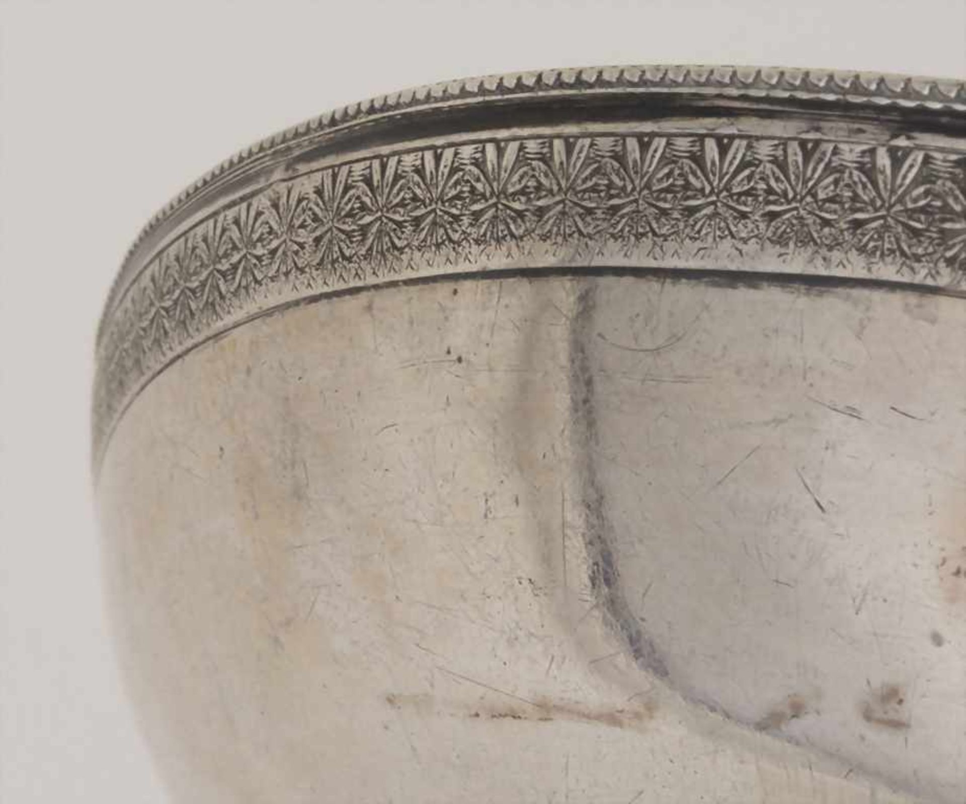 Runde Platte / A round platter, osmanisch / Ottoman, 19. Jh.Material: Silber 800, Tughra/Tugrat, - Bild 6 aus 7
