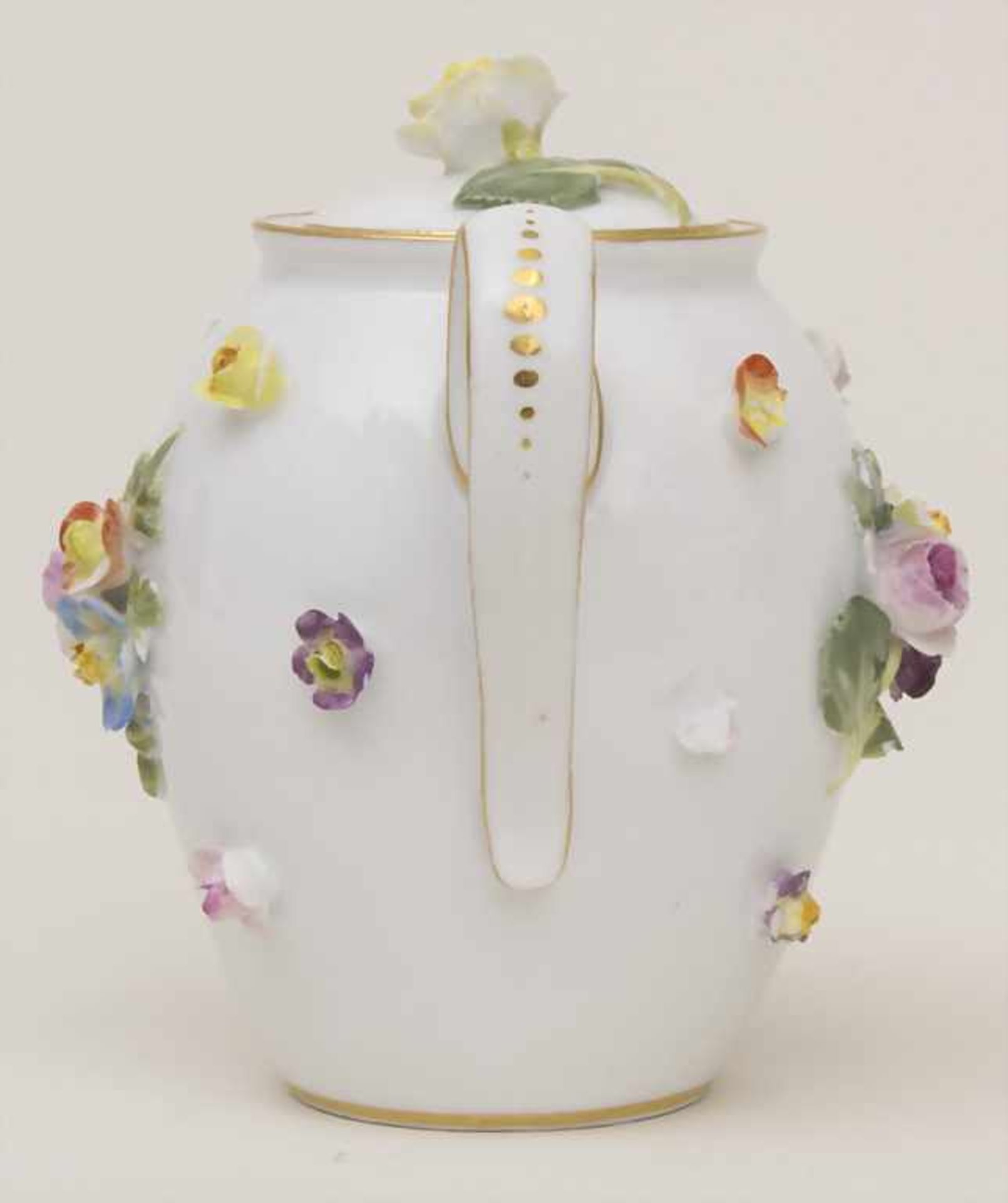 Miniaturkännchen / A miniature pot, Meissen, 1860-1924Material: Porzellan, polychrom bemalt, - Bild 4 aus 5