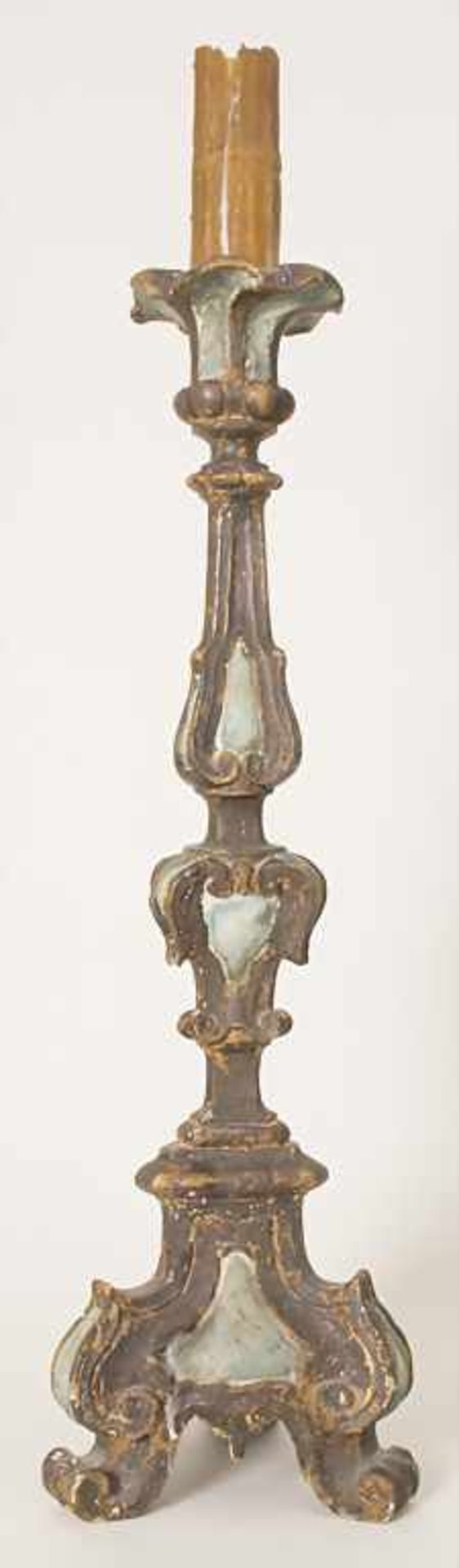 Altarleuchter / An altar candlestick, süddeutsch 18. Jh.Material: Holz, geschnitzt, farbig