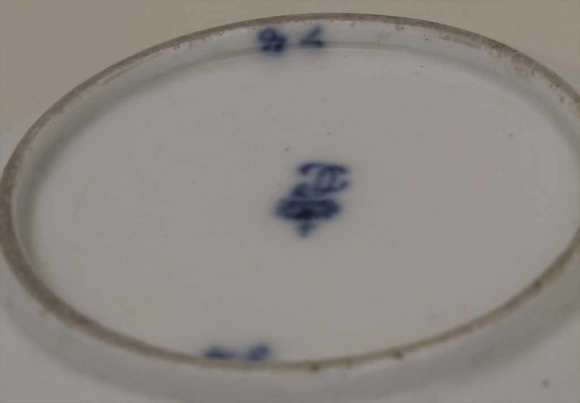 Ansichtenteller / A plate, Frankenthal, 1778Material: Porzellan, bemalt u. glasiert,Marke: - Image 7 of 7