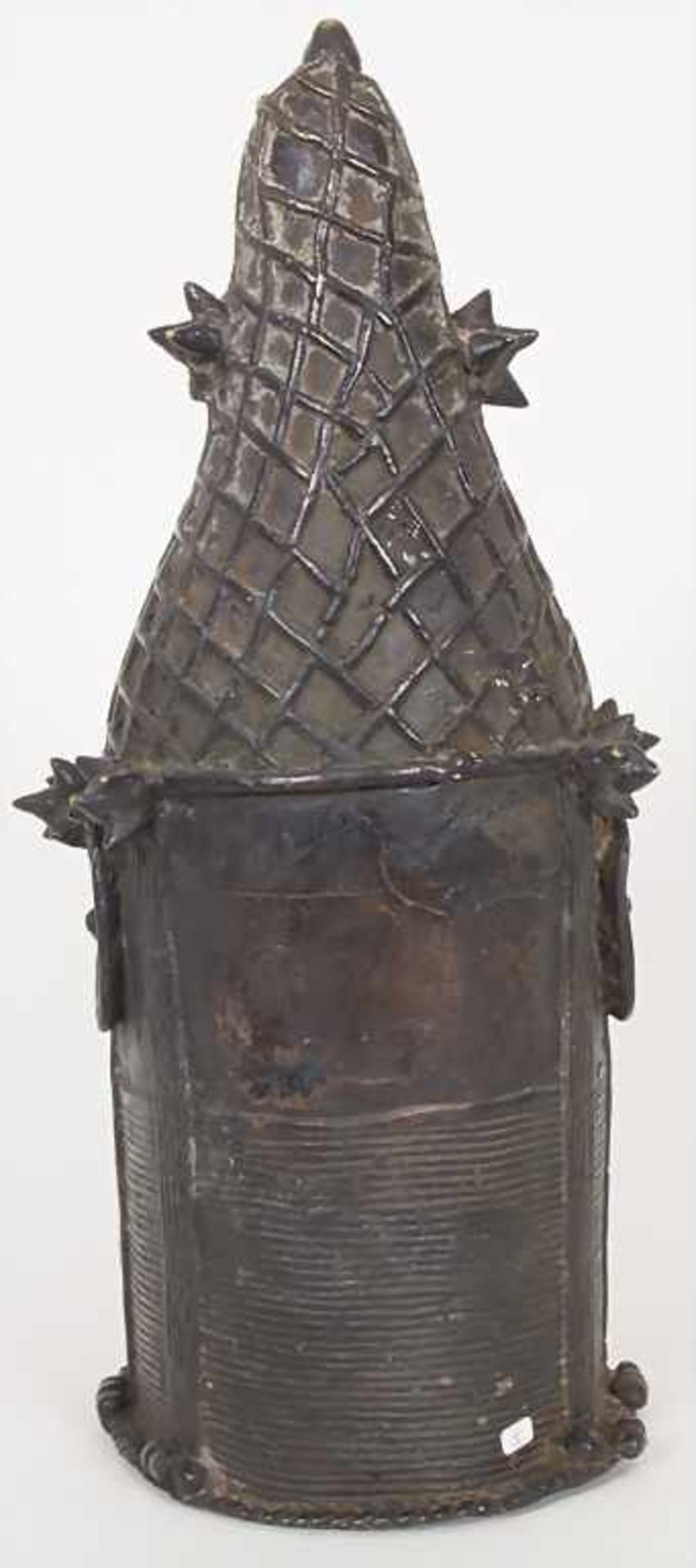 Gedenkkopf, Benin, Nigeria 2. Hälfte 20. Jh.Material: Bronze, braun patiniert,Höhe: 44 cm,Zustand: - Bild 4 aus 6