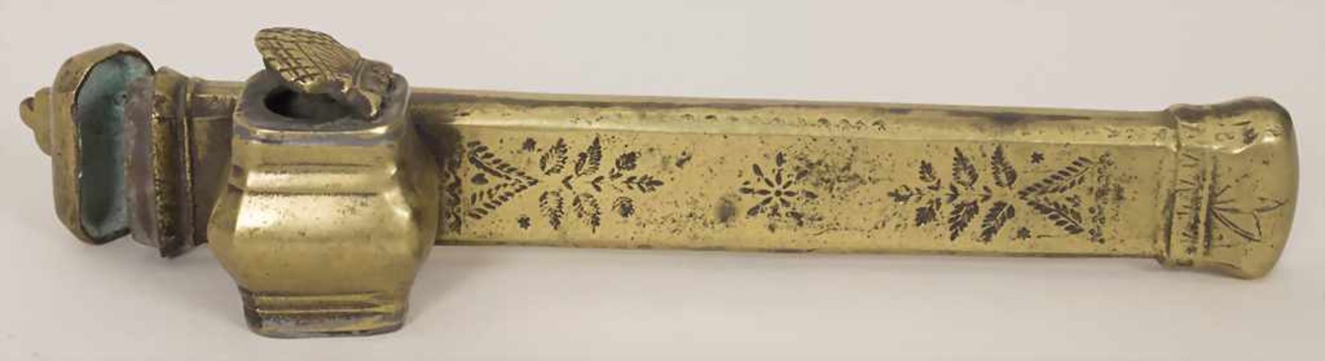 Orientalisches Schreibset / An oriental writing setMaterial: Bronze, Deckor: Tintenfass mit