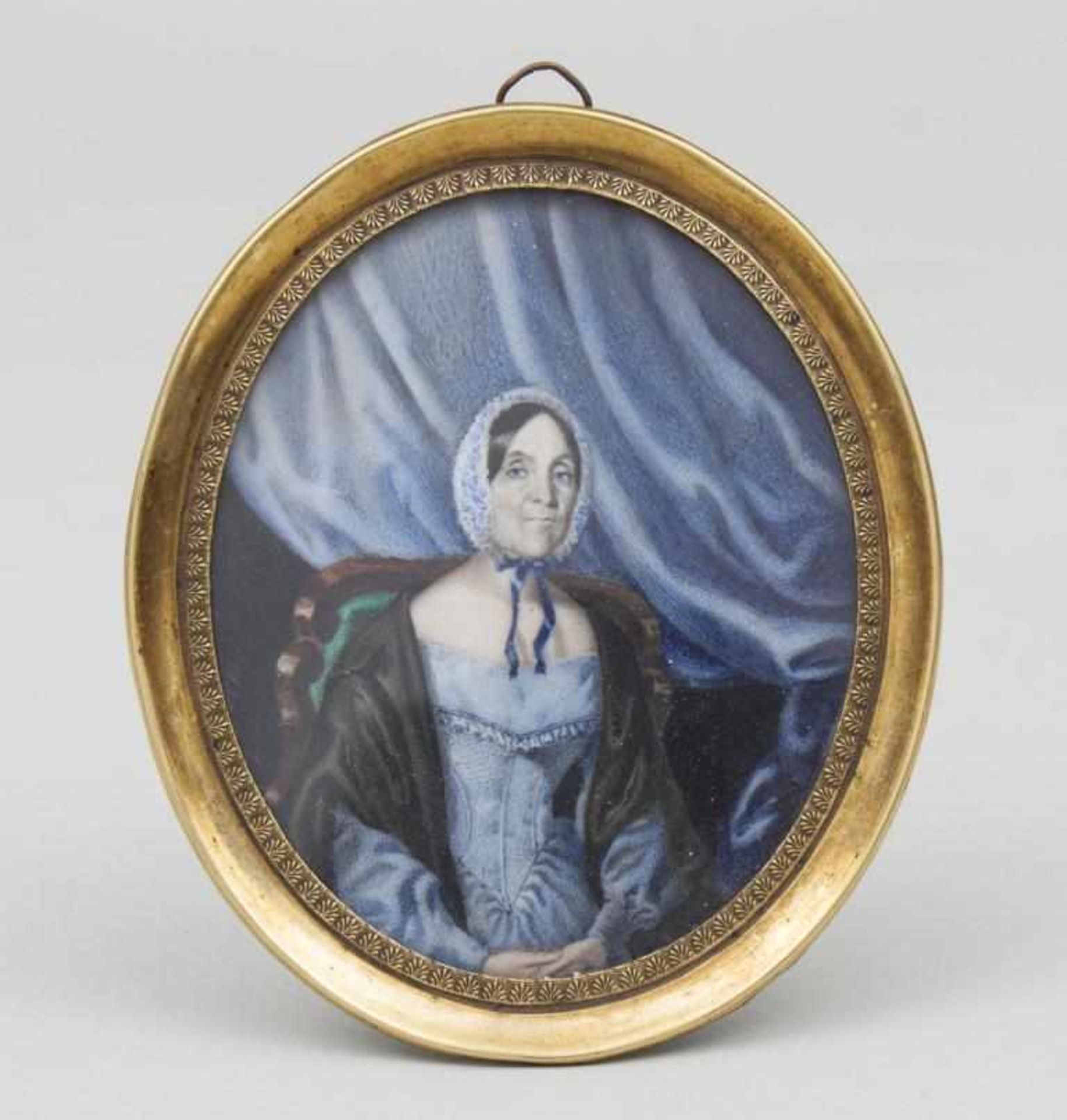 Miniatur einer Biedermeier-Frau/ Female Miniature, um 1830/1840Malerei auf Elfenbein. Sitzporträt