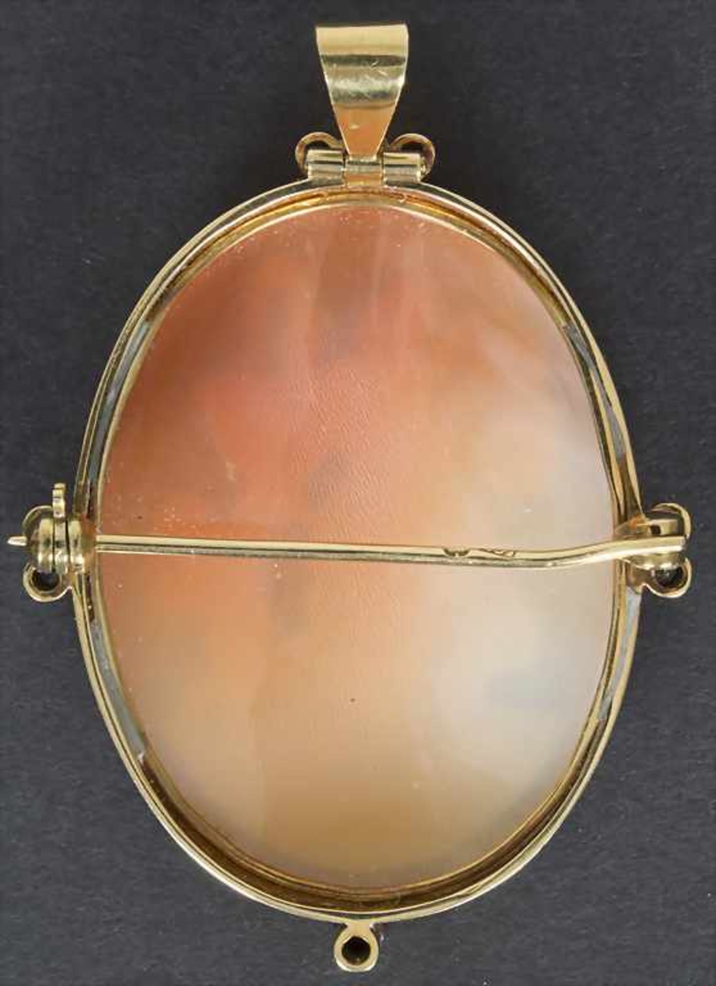 Kamee-Anhänger / A Cameo Pendant, Italien, 20. Jh.Material: Gelbgold 14 Kt 585/000, 8 Diamanten, - Image 2 of 2