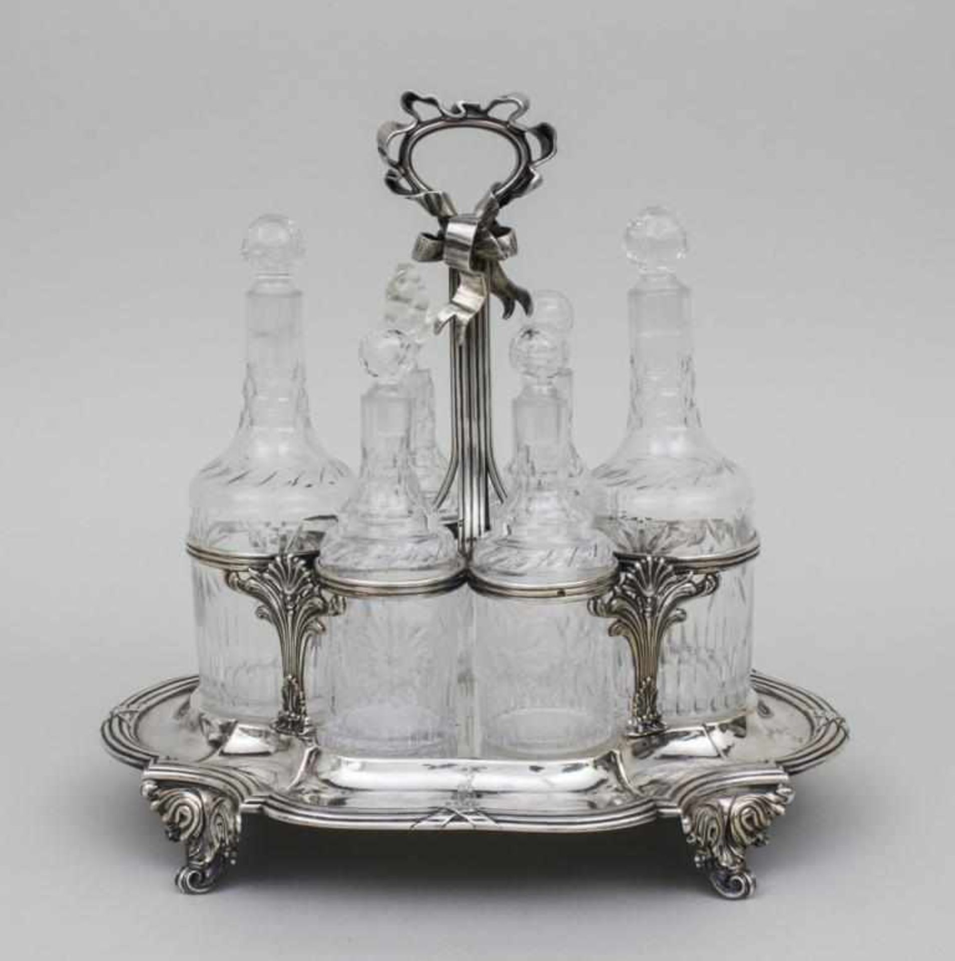 Pariser Menage/ Silver Cruet Stand, Odiot, Paris, um 1850auf vier Rocaillenfüßen Tablett mit