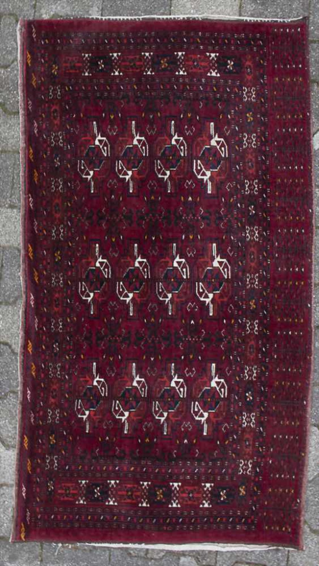 Teppich / Zelttasche 'Tekke Tschowal' / A rug 'Tekke Tschowal', TurkmenistanMaterial: Wolle, Maße: