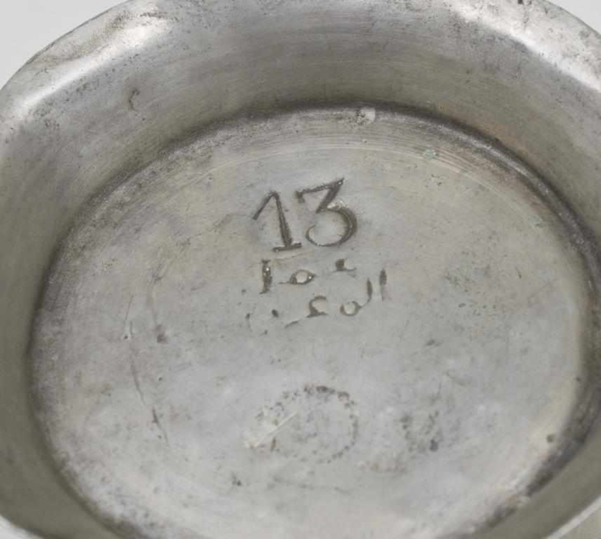 Orientalischer Fußbecher / An Oriental Goblet, wohl Persien, 19. Jh.einfach gearbeiteter konischer - Image 3 of 3