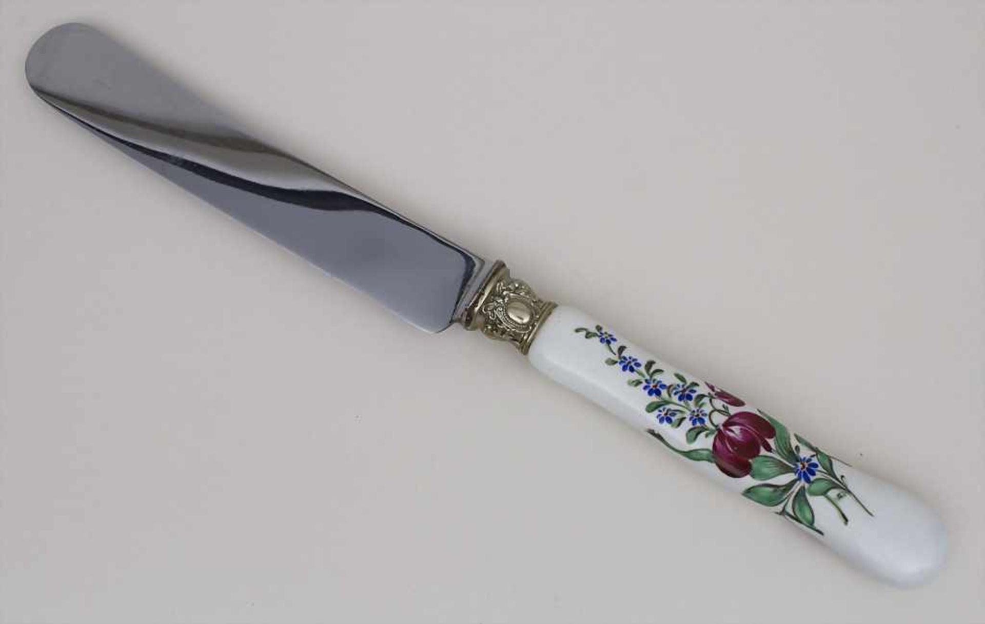 Messer mit Porzellangriff / A knife with porcelain handle, deutsch, Ende 19. JhMaterial: