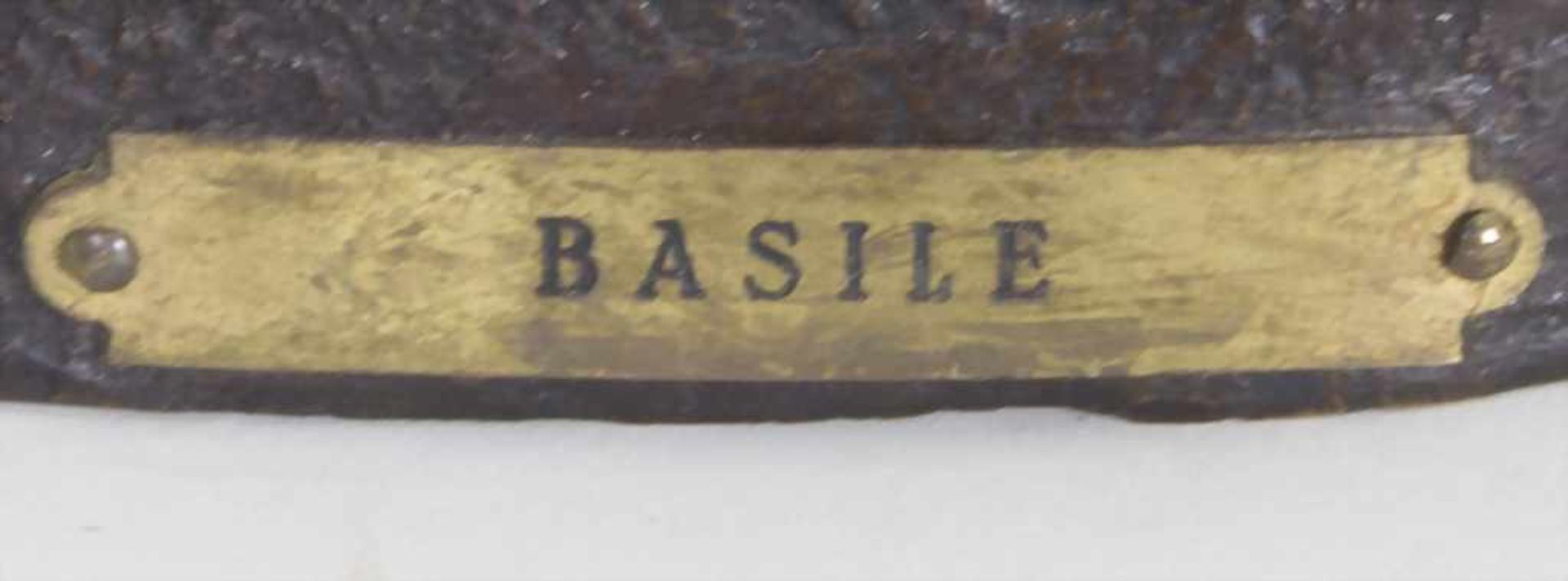 Maskenträger (m. Schild bez. BASILE)Material: Bronze dezent polychrom patiniert,Marke/Signatur: - Image 7 of 7