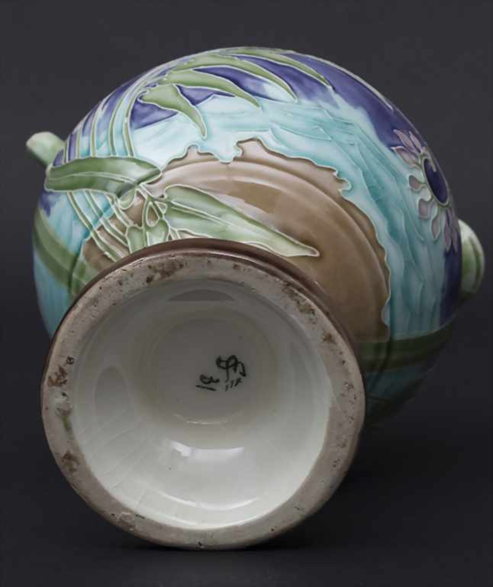 Jugendstil Schenkkanne mit Uferlandschaft / An Art Nouveau jug with a waterfront scenery, um - Image 3 of 3