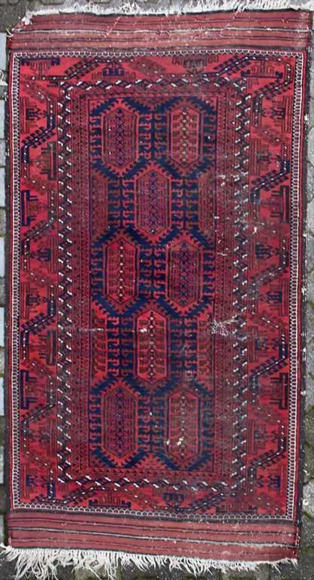 Orientteppich 'Tekke' / An oriental carpet 'Tekke', TurkestanMaterial: Wolle,Maße: 220 x 122 cm,