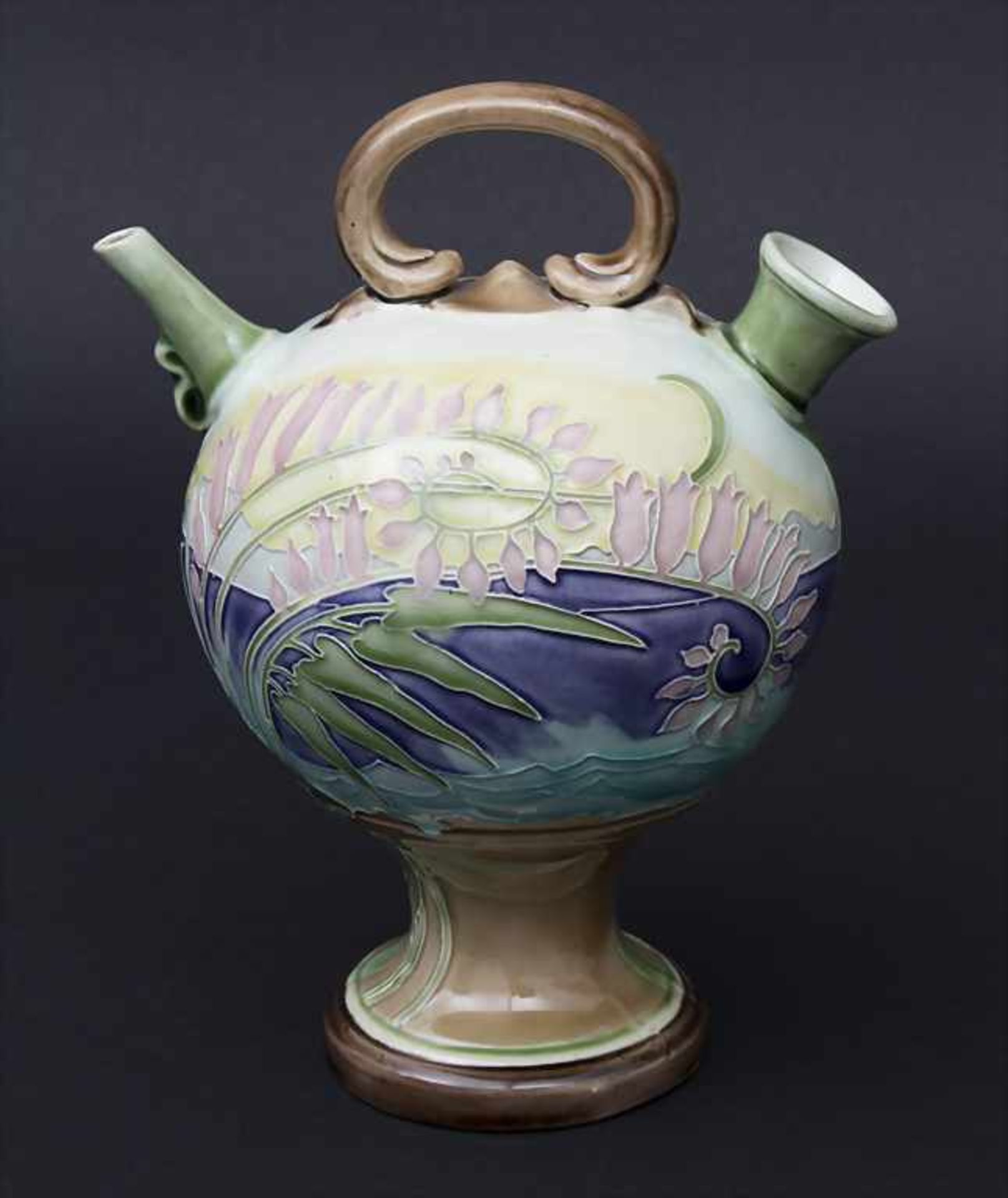 Jugendstil Schenkkanne mit Uferlandschaft / An Art Nouveau jug with a waterfront scenery, um - Image 2 of 3