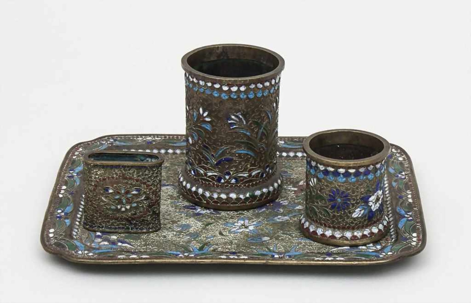 Cloisonné-Raucherset/Smoker Set, China, Ende 19. Jh.4tlg. Set bestehend aus einem rechteckigen