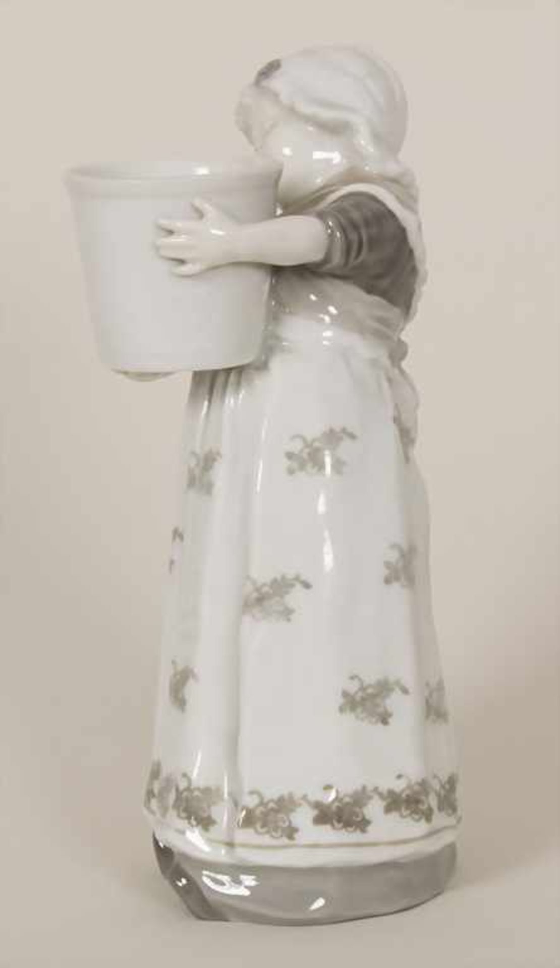 Jugendstil Figur 'Mädchen mit Gefäß' / An Art Nouveau figurine 'girl with vessel', Gebr. Heubach, - Image 2 of 8