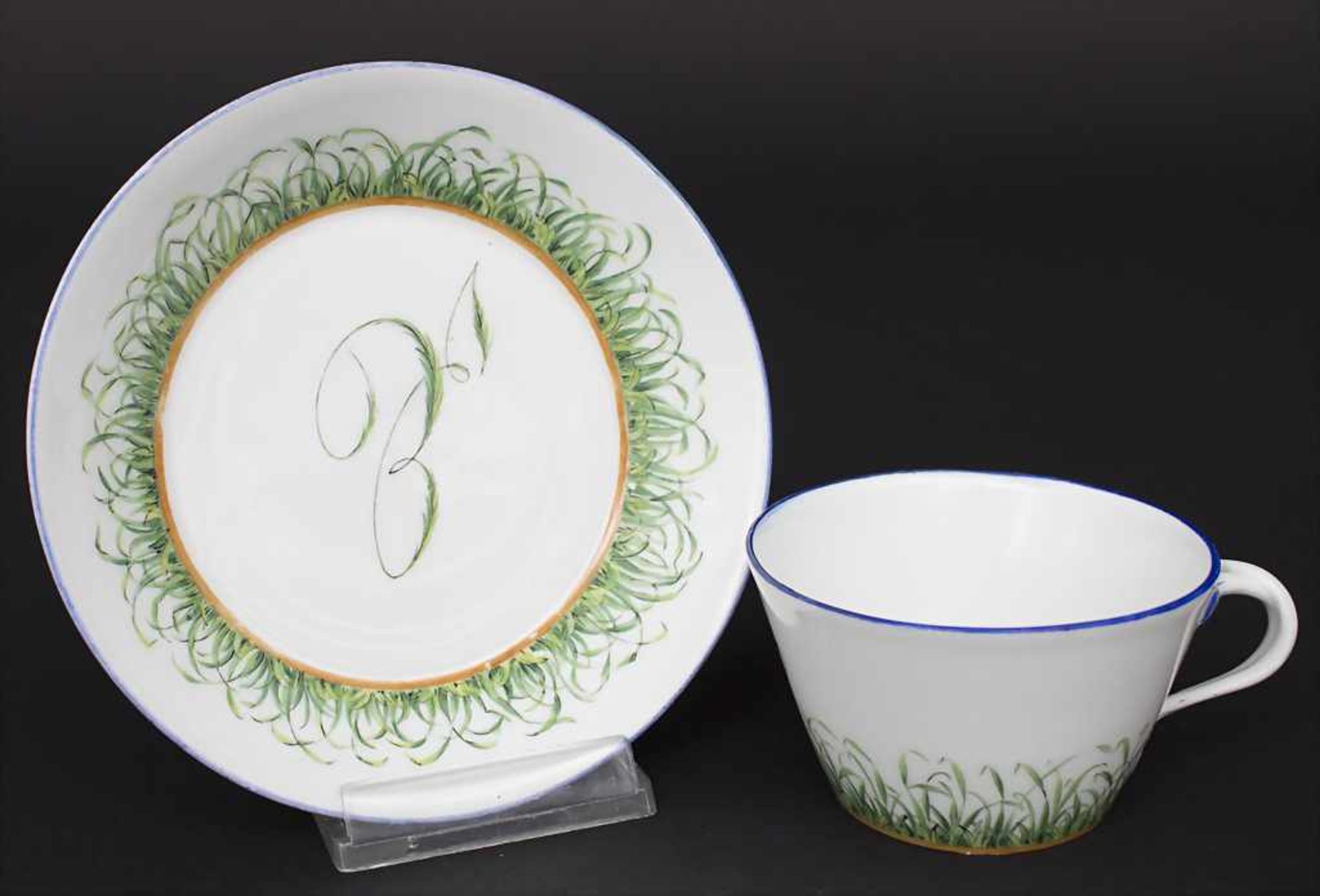 Tasse und UT mit Monogramm / A cup with saucer with monogram, Meissen, Anfang 19. Jh.Material: