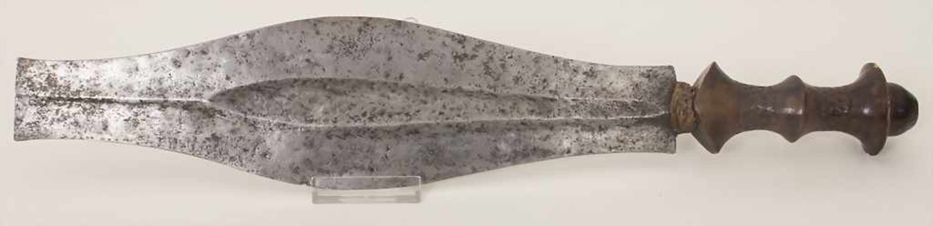 Prunk Messer, West-Pende, KongoMaterial: schöner Griff aus Holz mit umlaufenden Dekorbändern, - Image 2 of 2