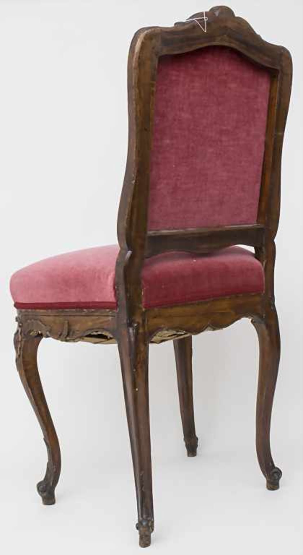 Rokoko--Stuhl mit Rocaillendekor / A Rococo chair with rocaillesMaterial: Holz, geschnitzt, dunkel - Image 3 of 5