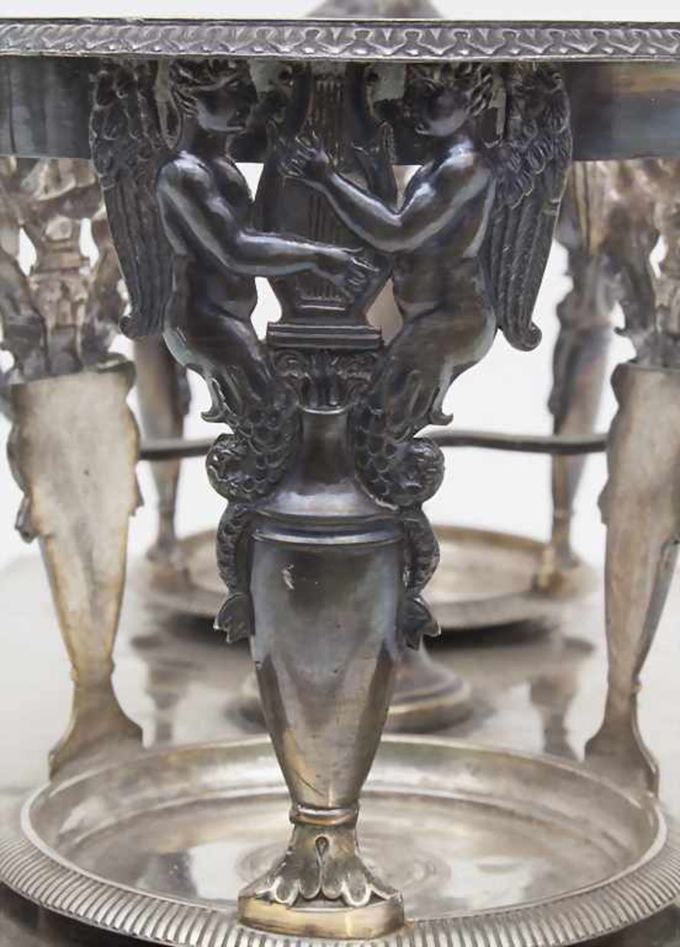 Empire-Menage / A silver cruet stand, Meister Jean-Pierre Bibron, Paris, 1803-1809Material: Silber - Bild 8 aus 11