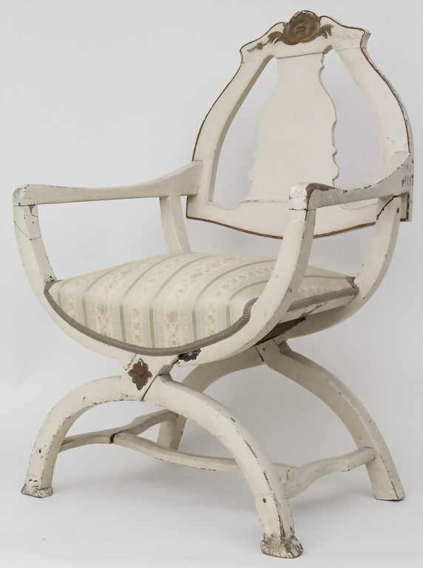 Scherenstuhl / A folding chair, 18. Jh.Material: Holz, cremeweiß staffiert, partiell - Image 2 of 6