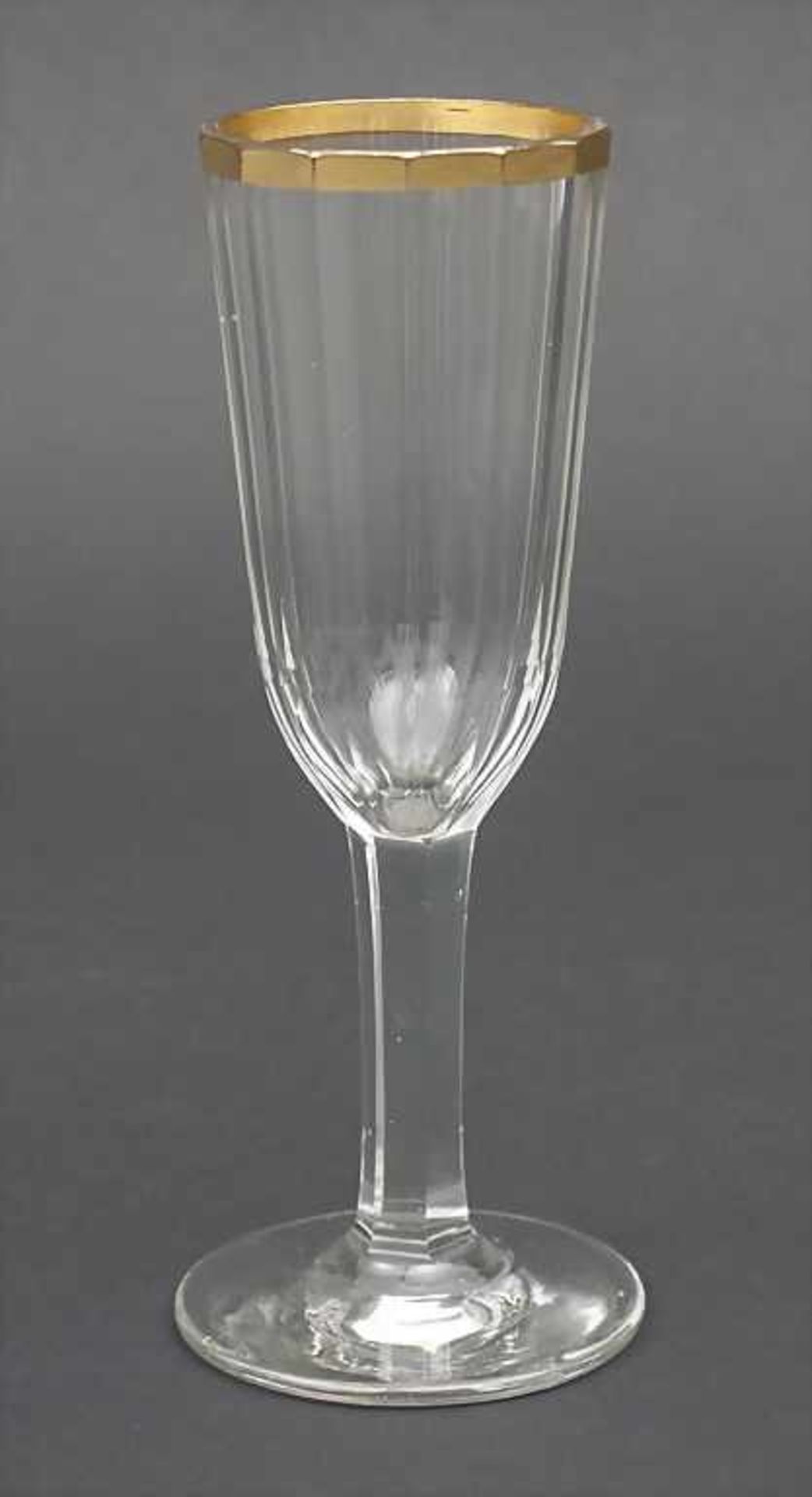 Frühe Sektflöte/ Early Champagne Glass, Paris, Anfang 19. Jh.auf rundem Scheibenfuß facettierter