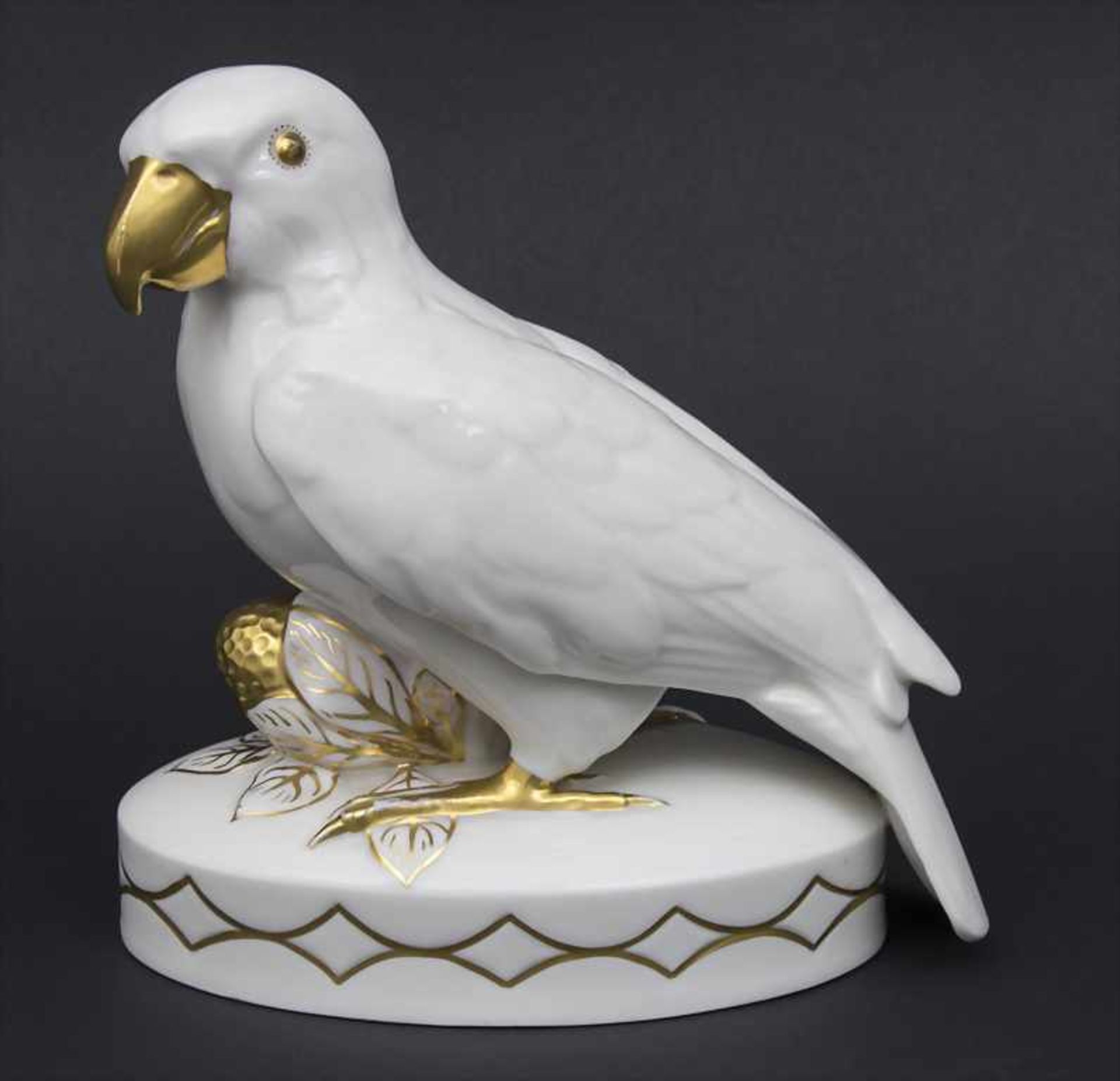 Art Déco Porzellan-Vogelplastik 'Papagei' / An Art Deco parrot, Lorenz Hutschenreuther, Abteilung