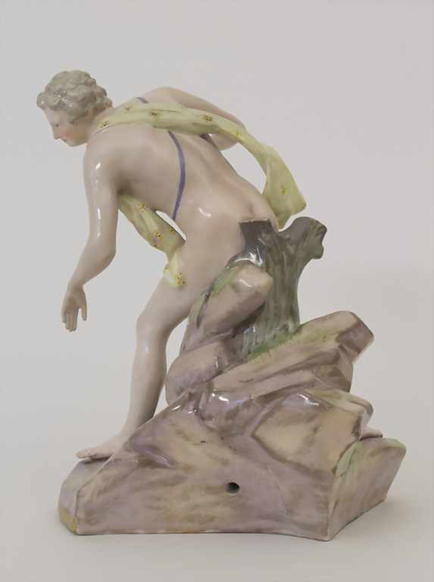 Jüngling mit Jagdhund / A boy with a hunting dog, Meissen, 19. Jh.Material: Porzellan, polychrom - Image 3 of 4