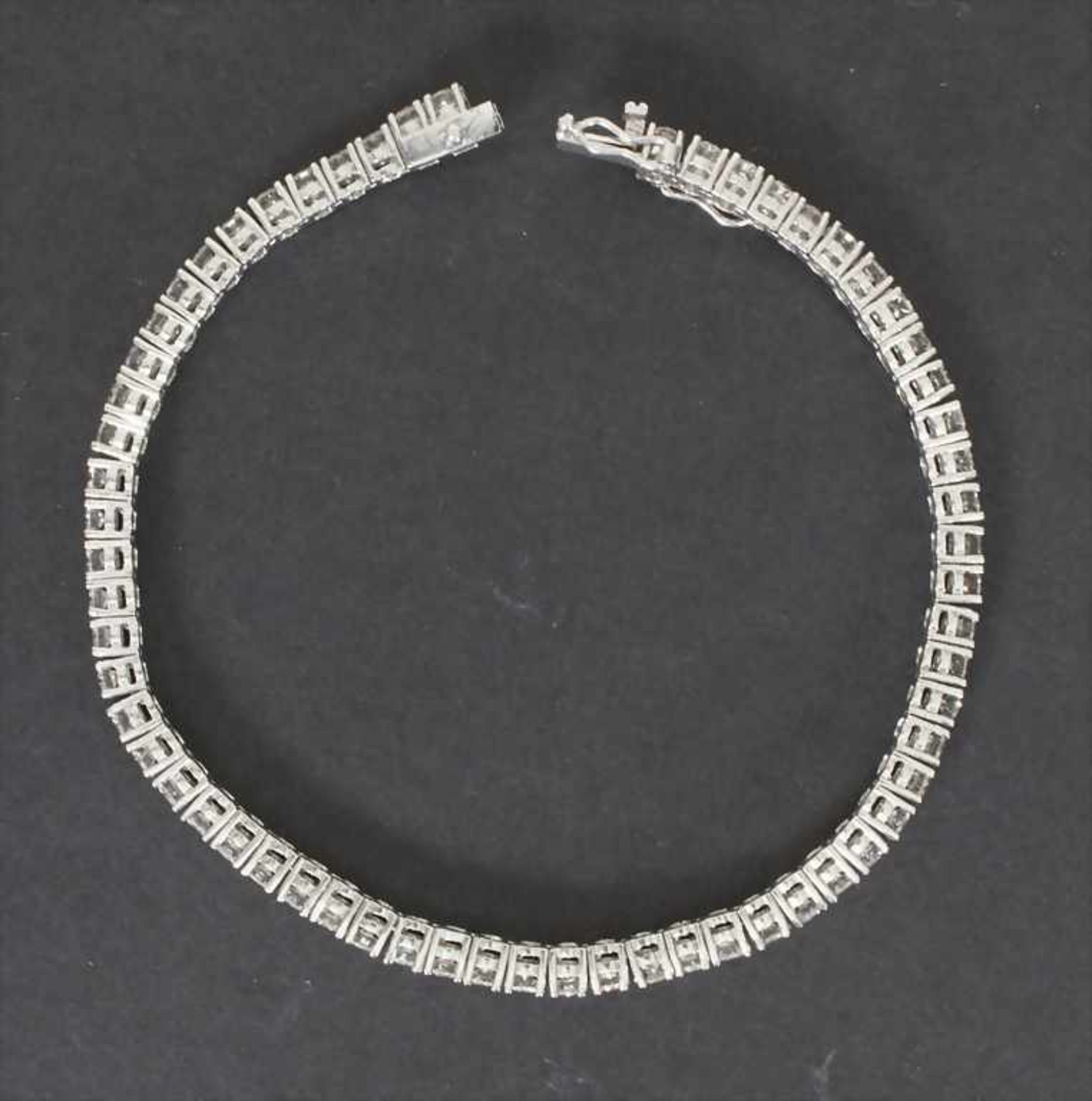 Tennisarmband mit Brillanten / A ladies bracelet mit brilliantsMaterial: Weißgold Au 585/000 14
