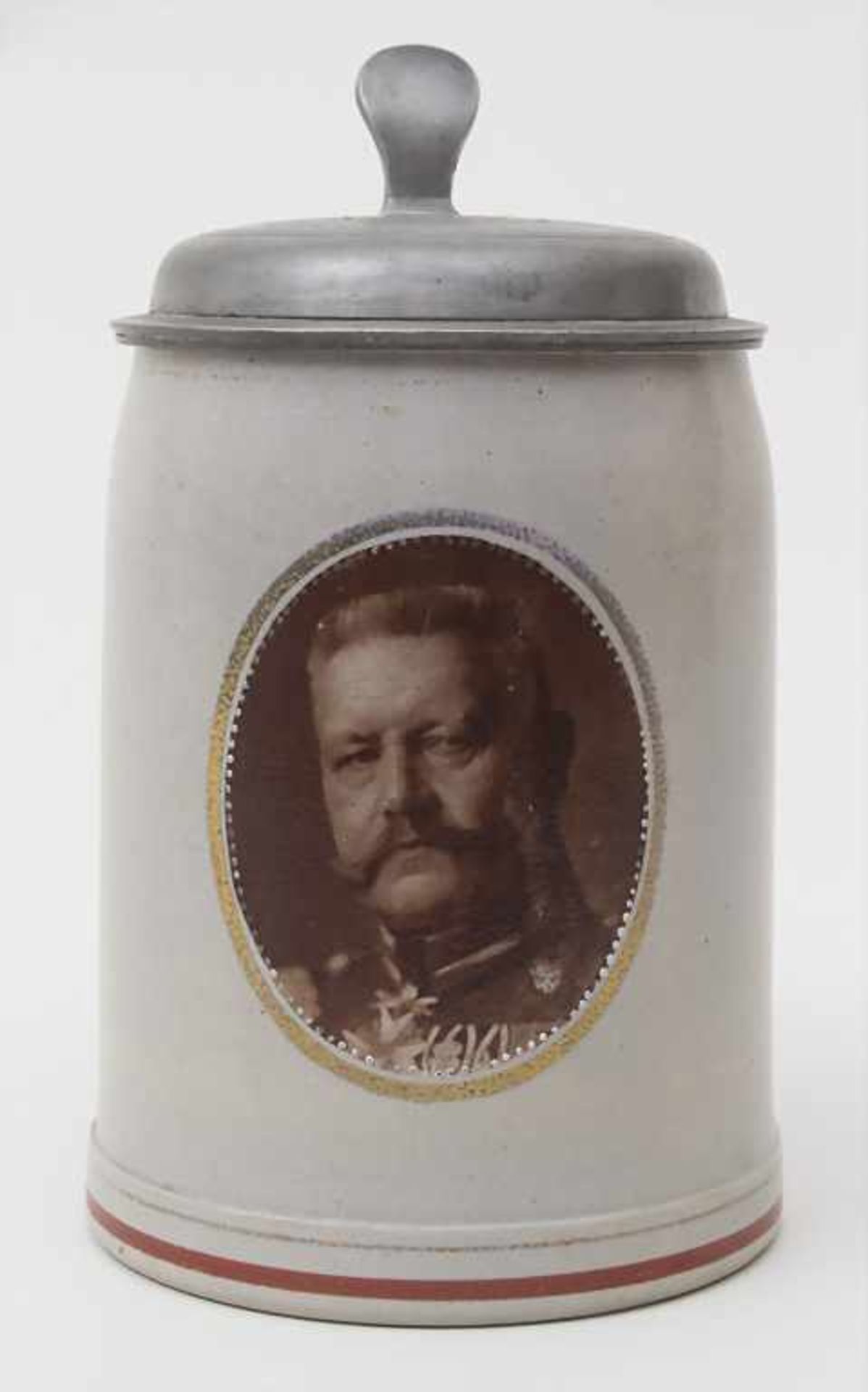 Patriotenbierkrug, 0,5 L, Merkelbach & Wick, Grenzhausen, um 1915Material: graues Steinzeug,