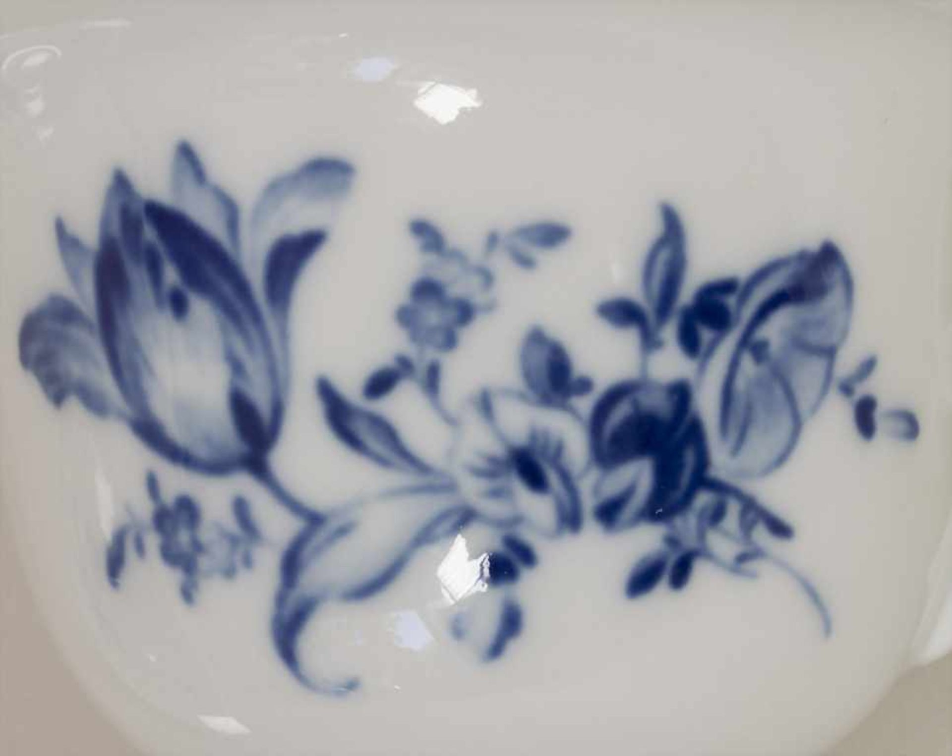 2 Mokkatassen mit Untertassen 'Blaue Blume' / A set of 2 mocha cups and saucers 'Blue Flower', - Image 14 of 14