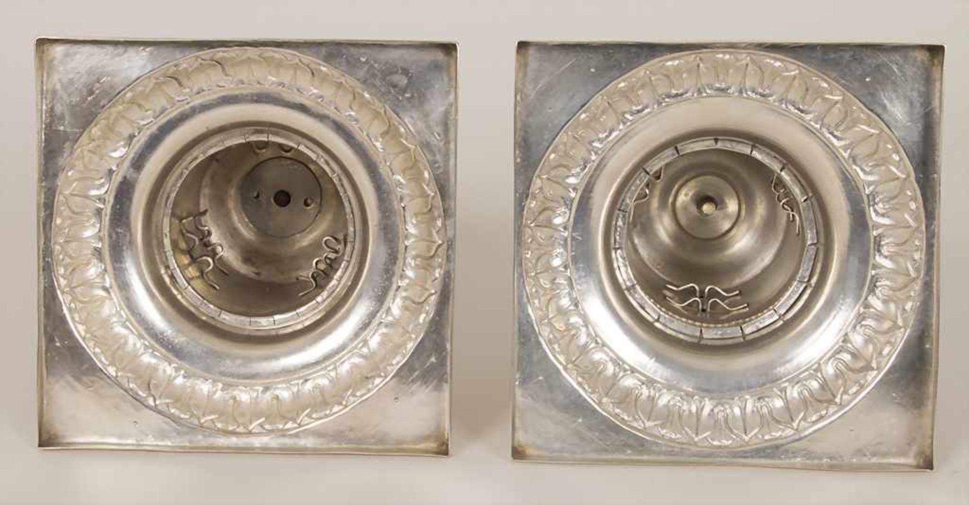 Paar Empire Kerzenleuchter / A pair of Empire silver candlesticks, Altenburg, um 1810Material: - Image 4 of 5