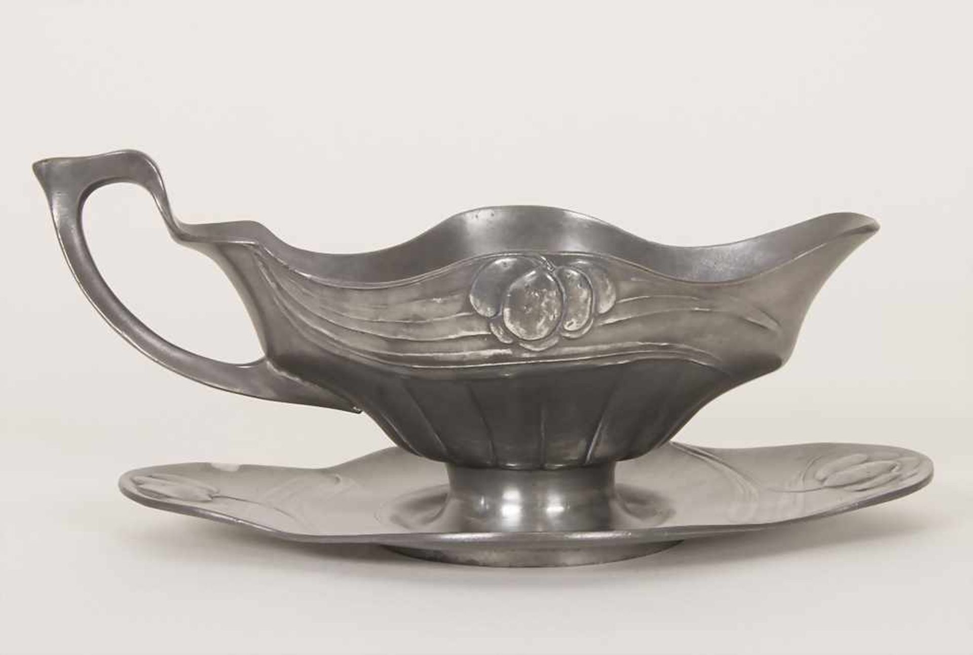 Jugendstil Sauciere mit Löffel / An Art Nouveau sauce boat with serving spoon, Orivit, Köln um - Image 3 of 9