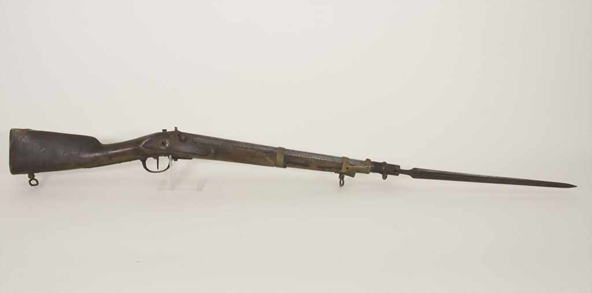 Perkussionsgewehr Vorderlader / A percussion rifle, wohl Frankreich um 1850Material: eiserner Lauf
