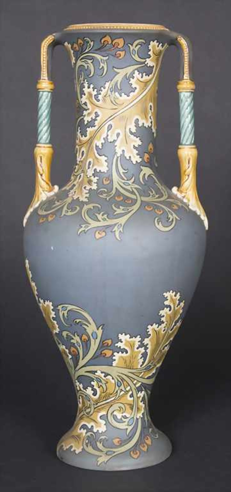 Jugendstil Henkelvase / An Art Nouveau vase with 2 handles, Mettlach, um 1900Material: Keramik, - Image 3 of 8