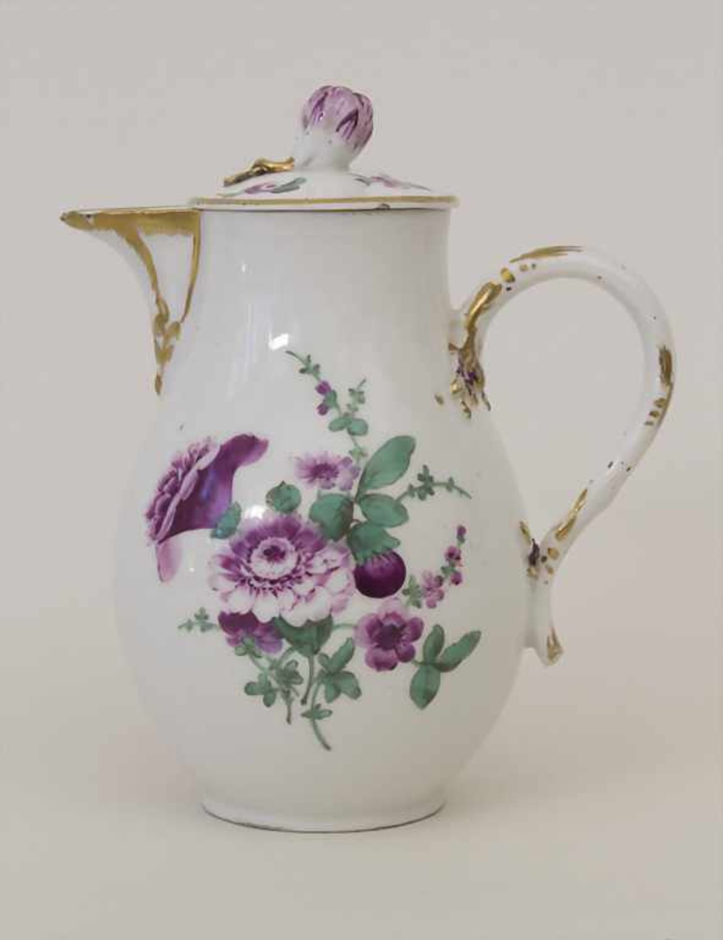 Kännchen mit Blumenmalerei / A small pot with flowers, Meissen, Punktzeit, 1763-1773Material: