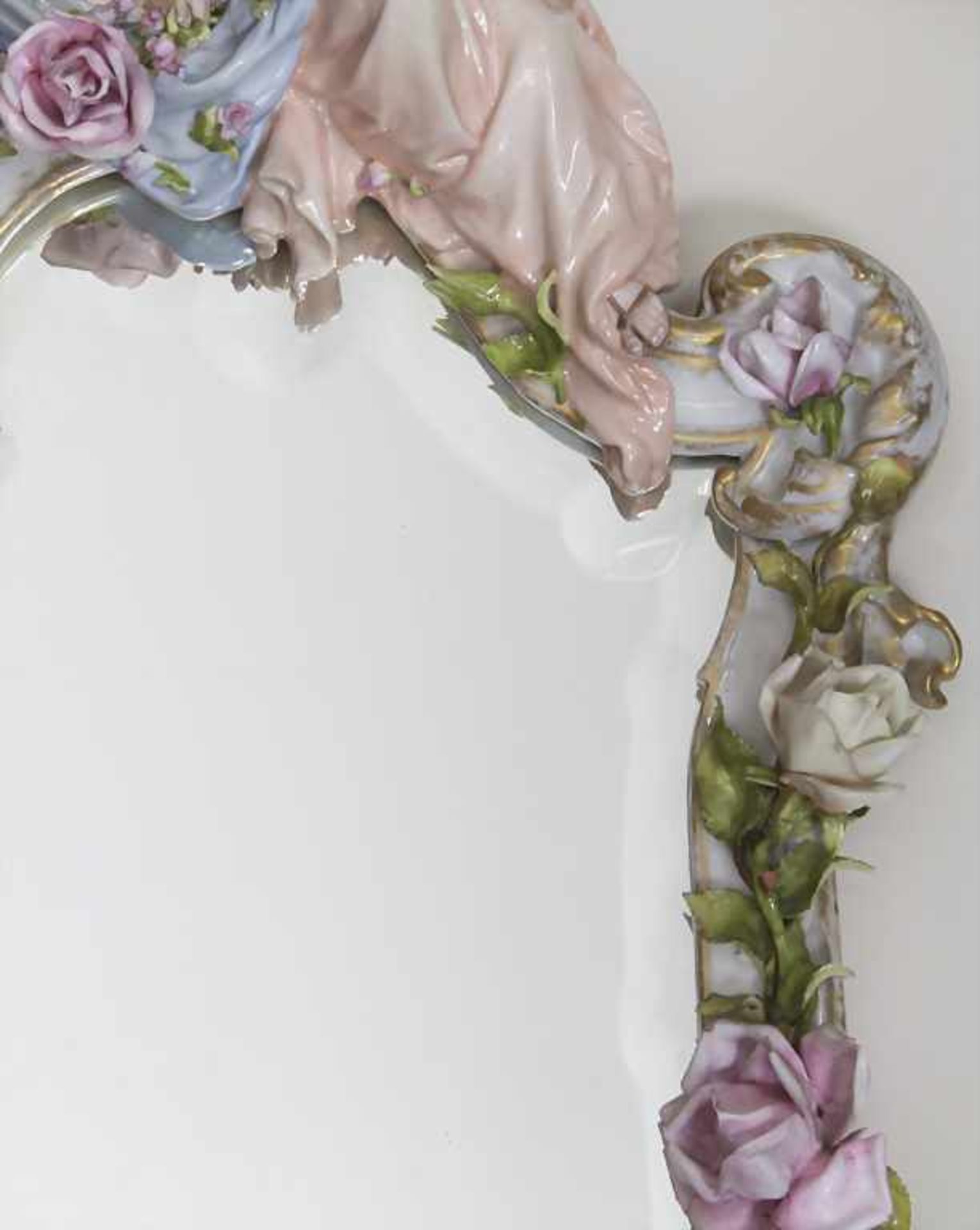 Wandspiegel mit Allegorie 'Flora' / A mirror with allegory 'Flora', wohl Frankreich, um - Image 8 of 12