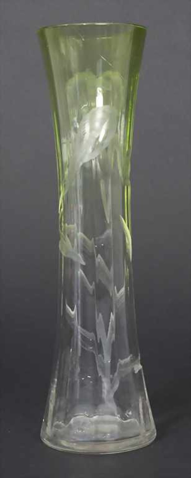 Jugendstil Vase mit Iris / An Art Nouveau vase with iris, Ludwig Moser, Karlsbad, ca. - Image 3 of 7